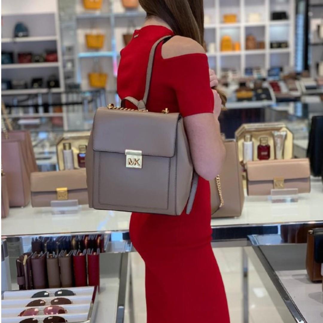 Mk hot sale mindy backpack
