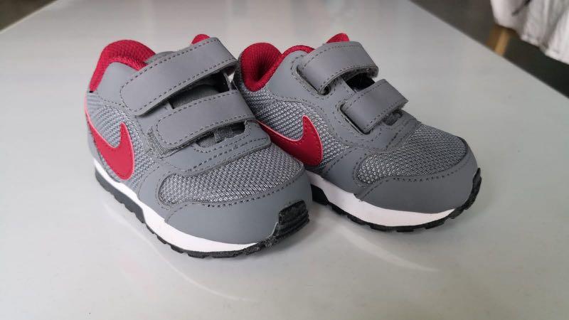 nike baby running shoes