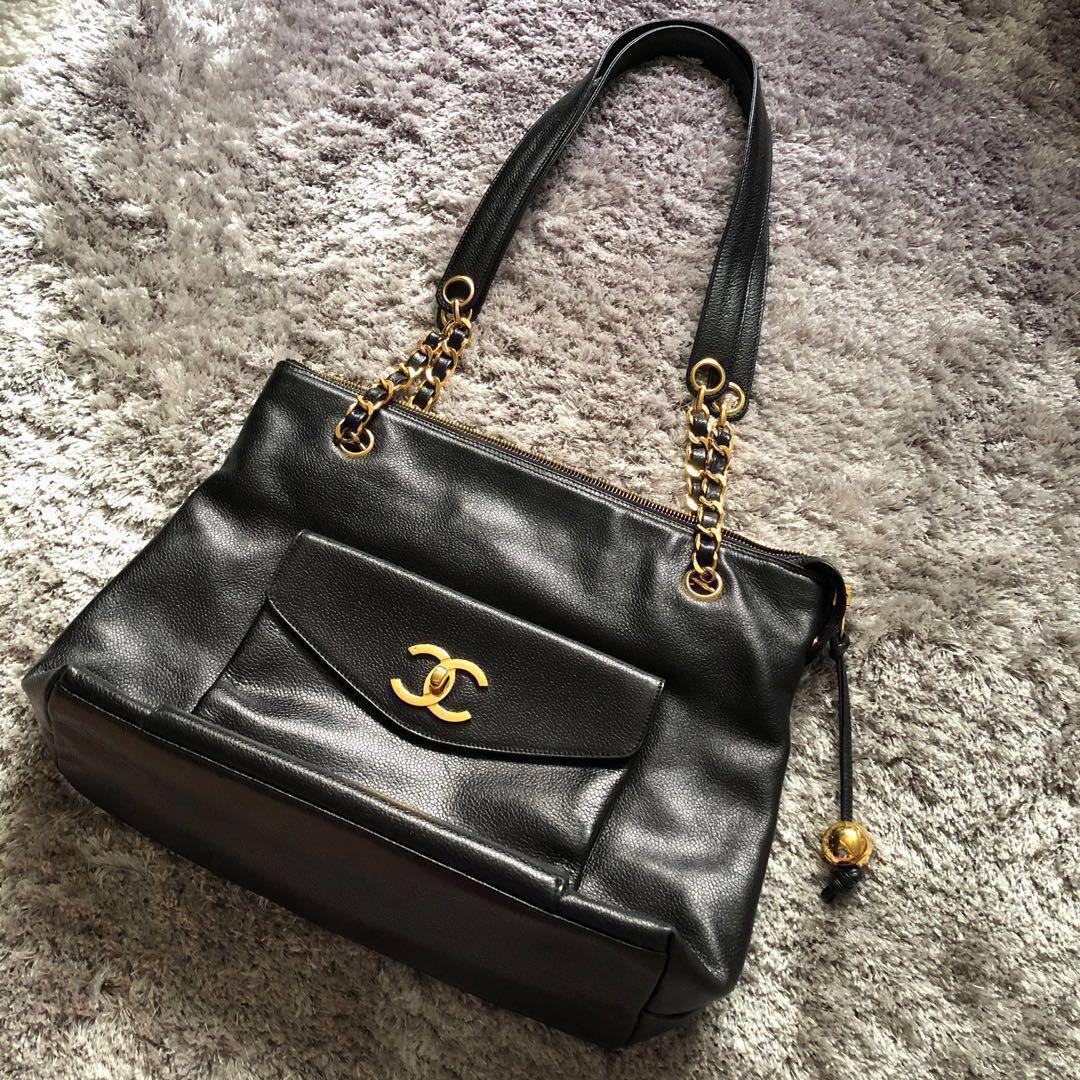Chanel vintage discount caviar tote