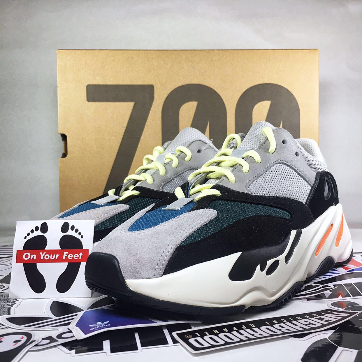 adidas yeezy boost 700 og