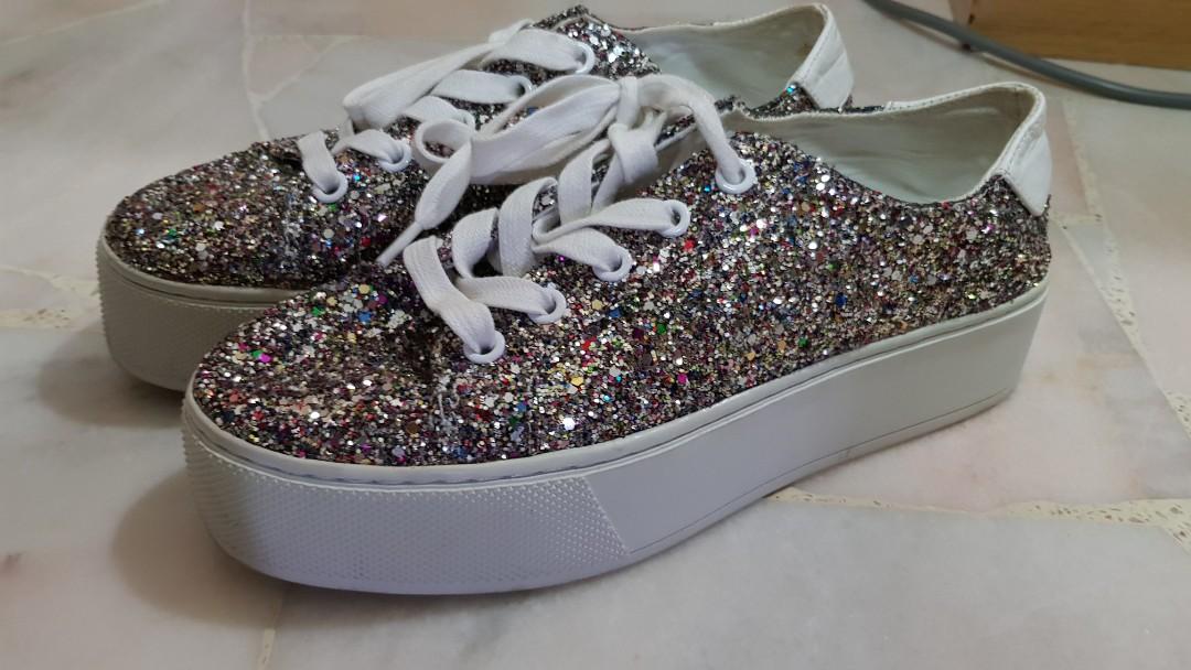 Steve madden gills silver glitter discount