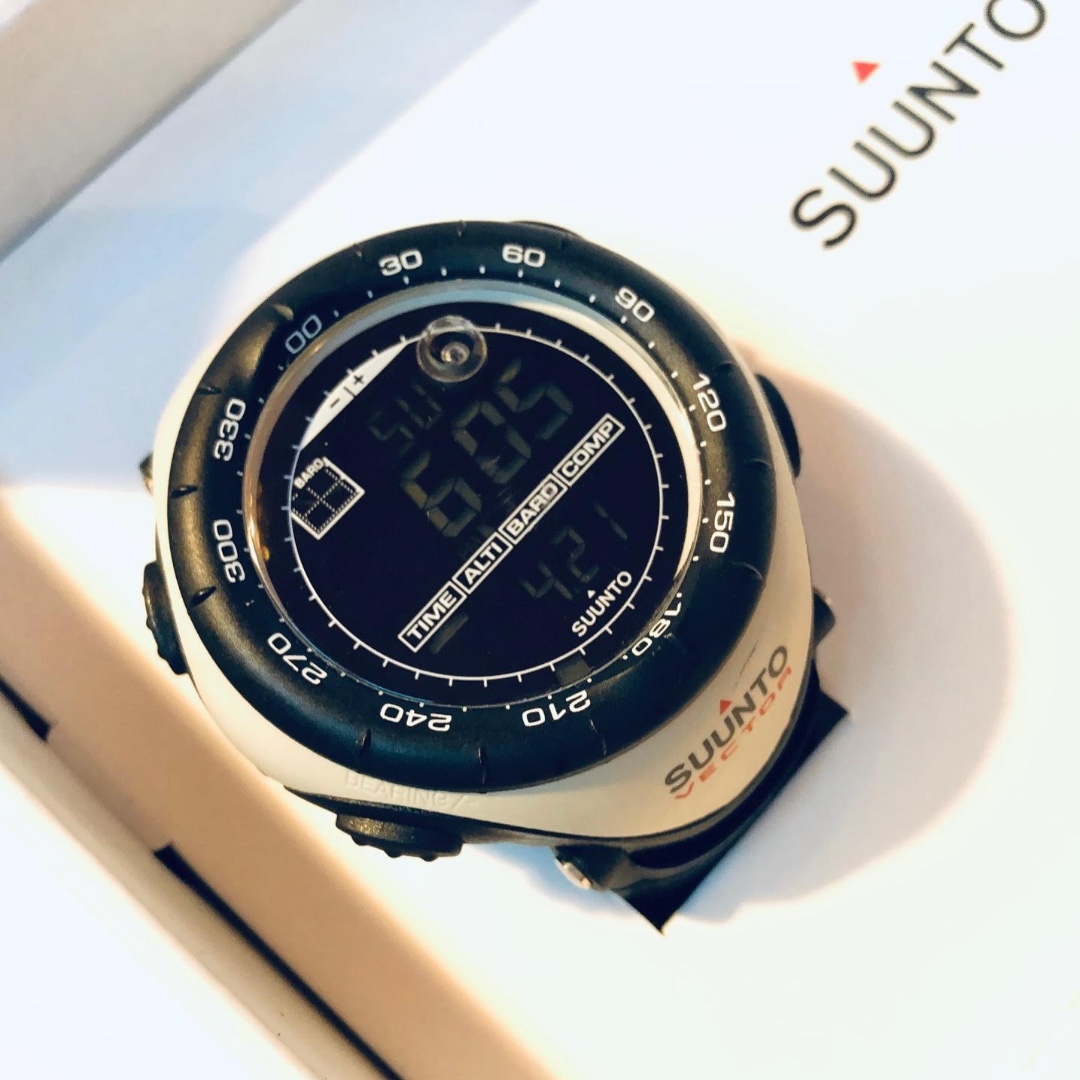 Suunto vector white new arrivals