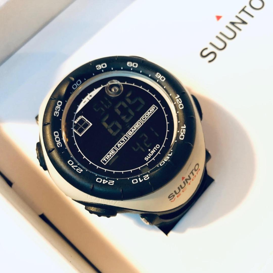 値下げしました】SUUNTO VECTOR NORTHERN WHITE スント ベクター 多し 