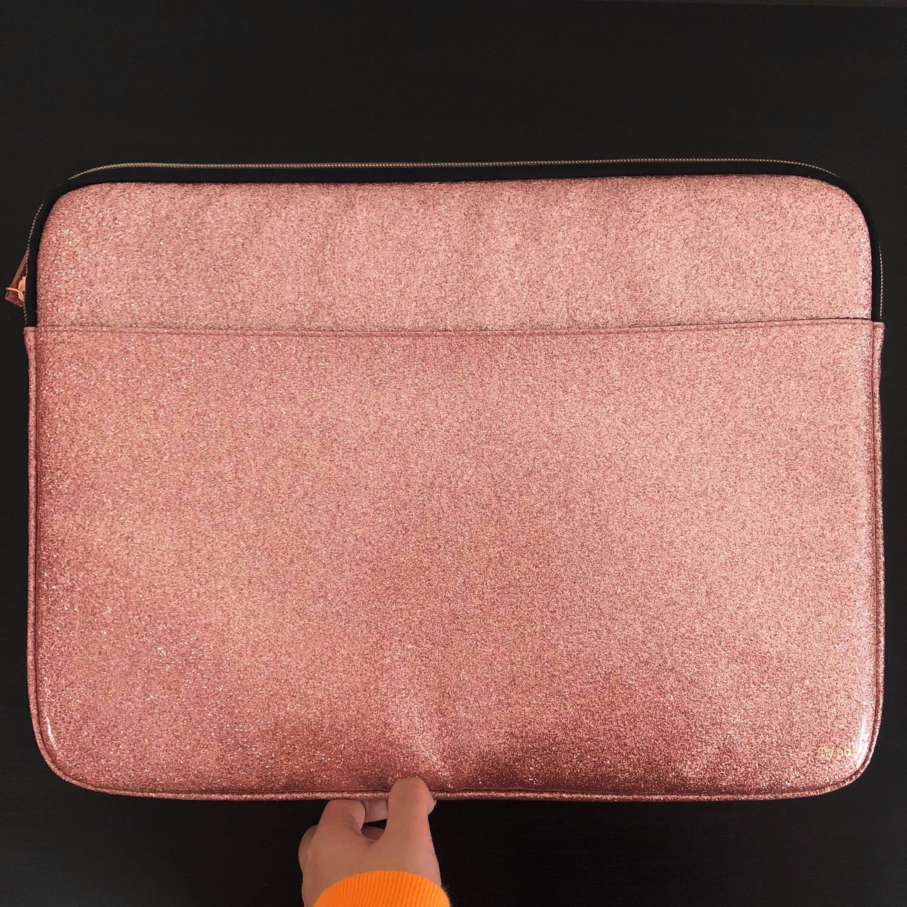 Typo 15 inch laptop case Sale