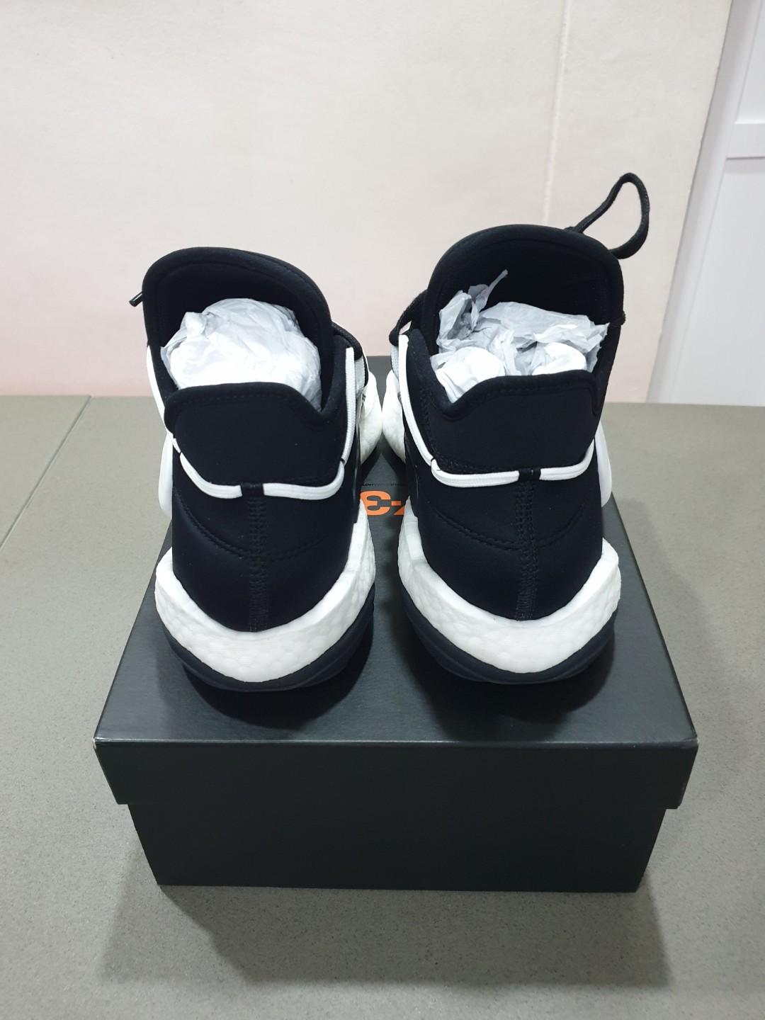 Clearance)Adidas Y3 Y-3 James Harden Byw Bball Black/White, Men'S Fashion,  Footwear, Sneakers On Carousell