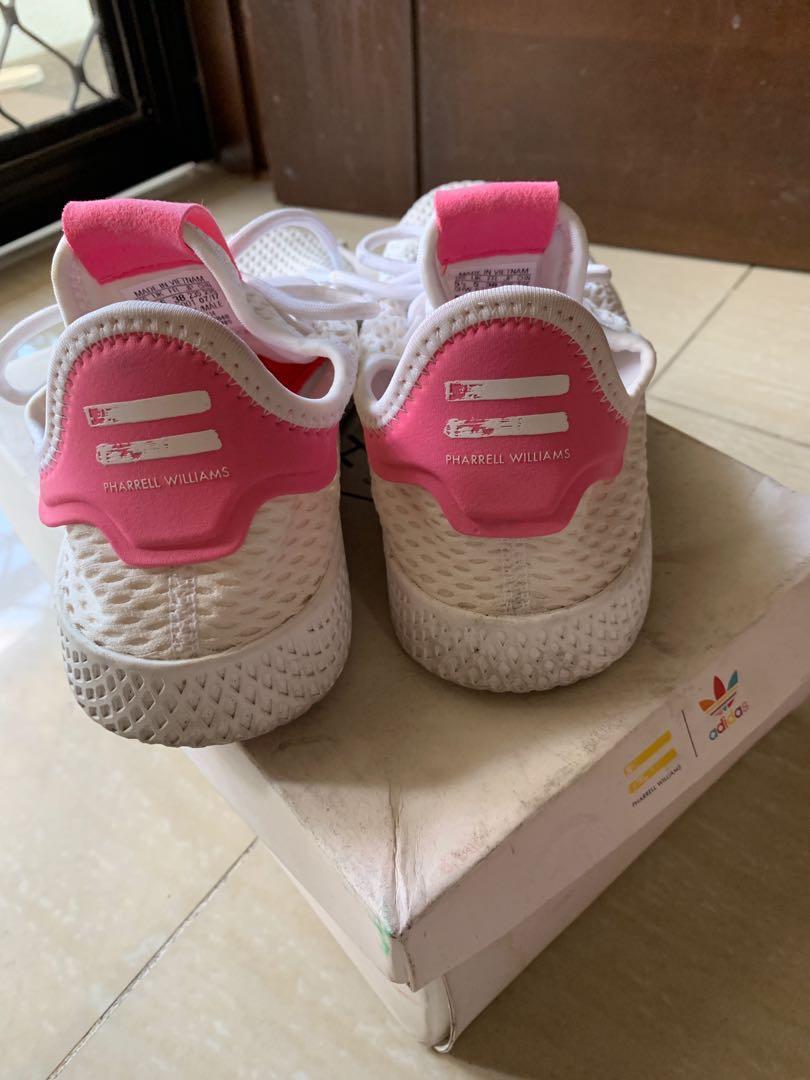 Authentic adidas Pharrell Williams sneakers (Category: Sneakers) located in Pasig City. Submitted by queenofmybabies (Listing ID 225392317, Image 3). Description: .