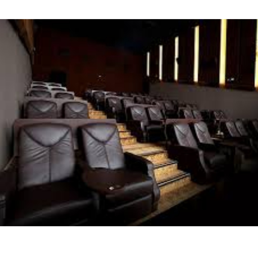 Nex cinema premiere top