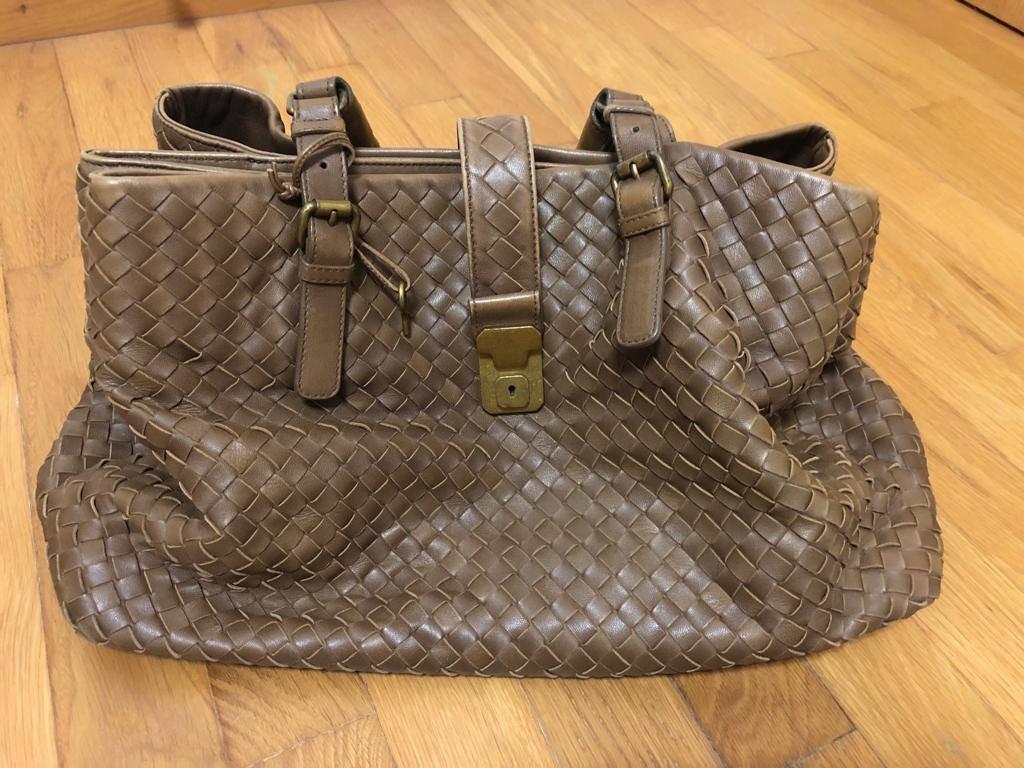 Bottega veneta large roma bag hotsell