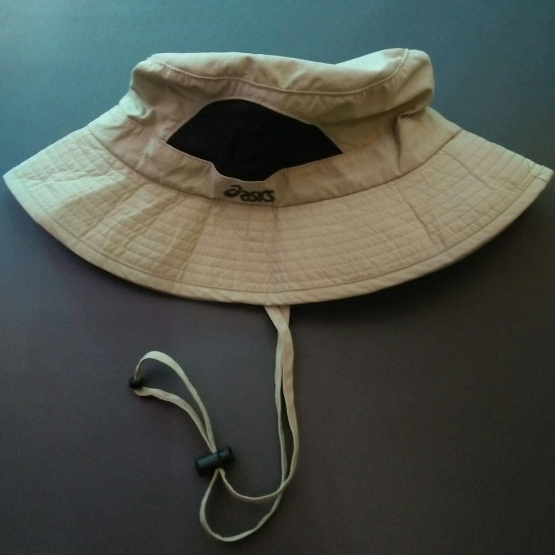 asics bucket hat