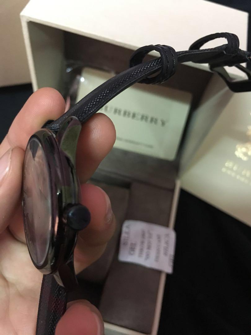Burberry bu10010 ori swiss made Men s Fashion Watches