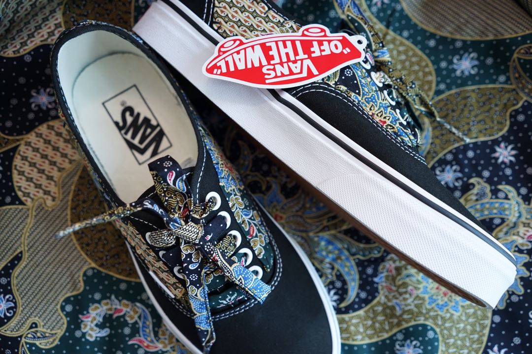 custom vans classics