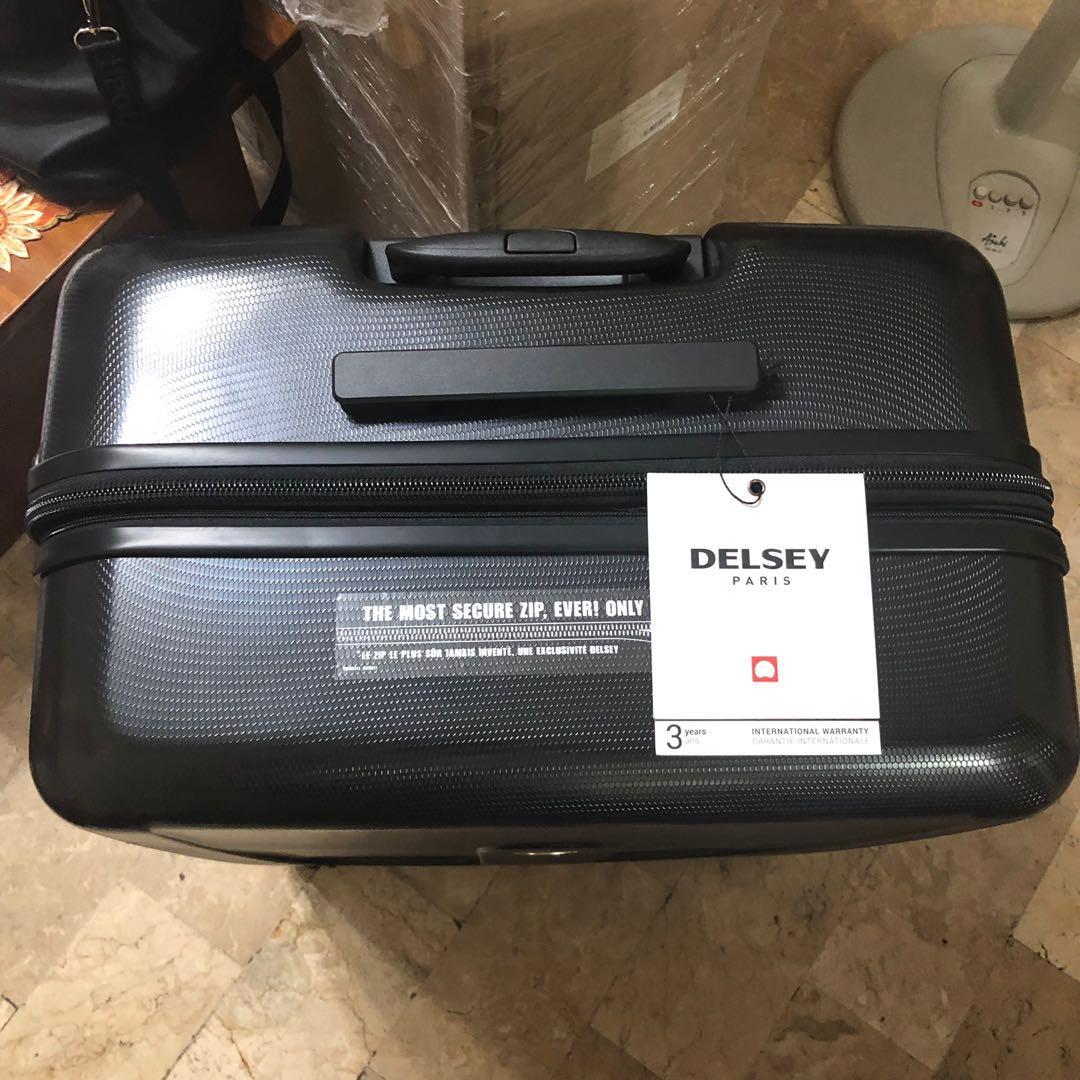 Delsey planina luggage on sale