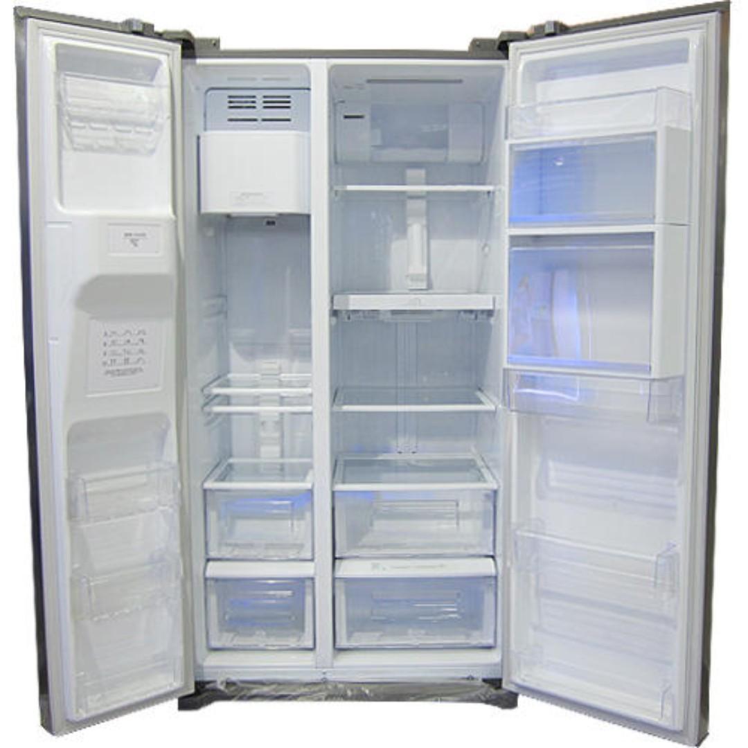 Electrolux Refrigerator With Ice Maker Tv Home Appliances Kitchen Appliances Refrigerators And Freezers On Carousell