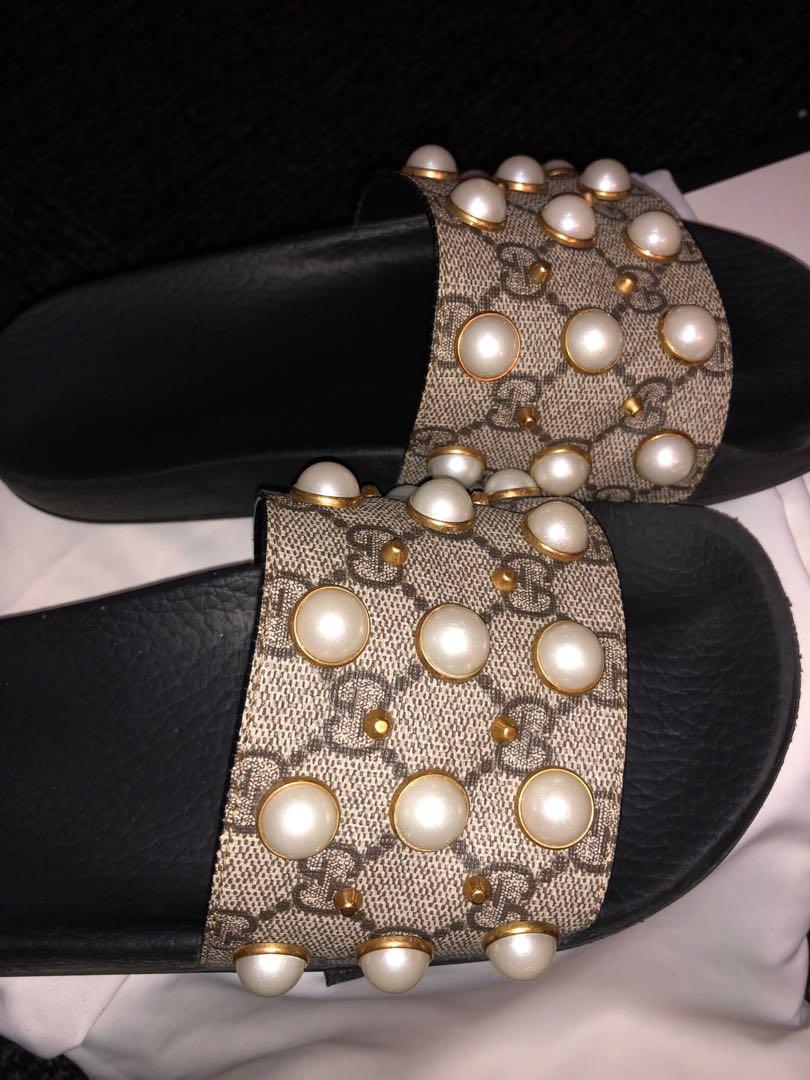 Gucci supreme pearl slides hotsell
