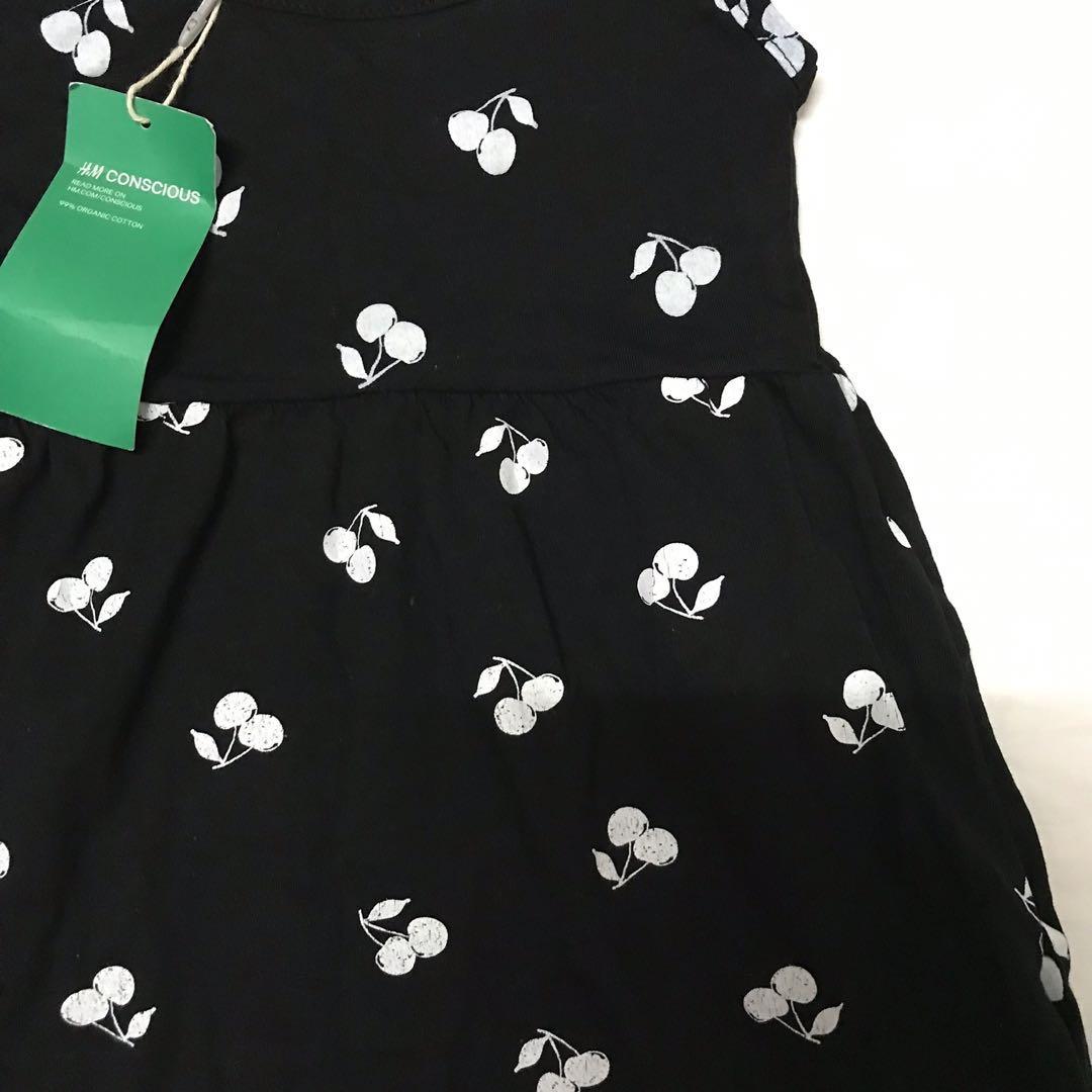 H&M dress for kids (Category: Babies & Kids Fashion) located in Paranaque City. Submitted by saversmanila (Listing ID 225504865, Image 2). Description: .