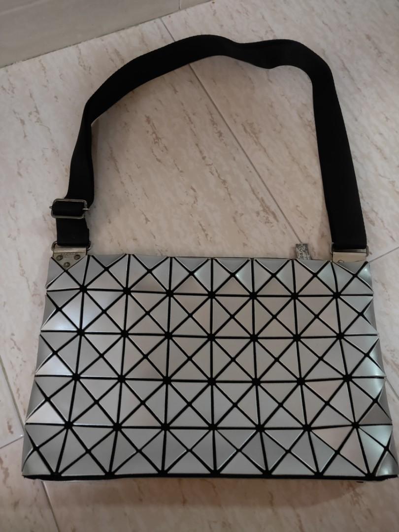 issey miyake bao bao sling bag