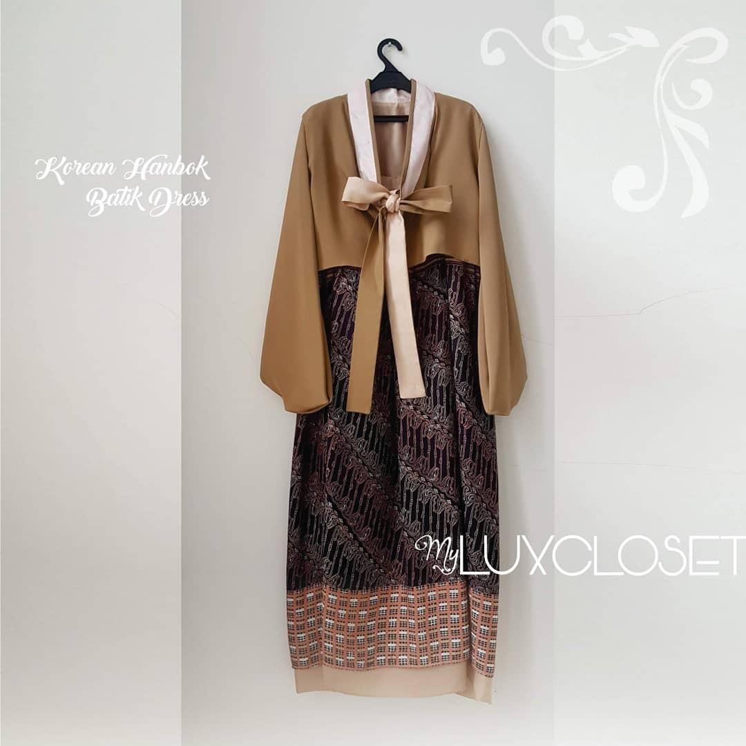 model hanbok batik