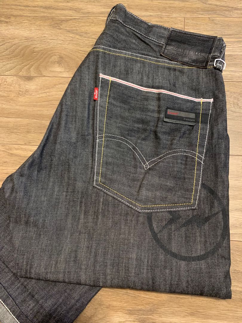 size 32 in levis
