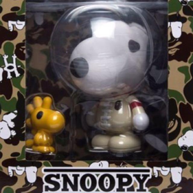 A BATHING APE × SNOOPY × MEDICOMTOYフィギュア