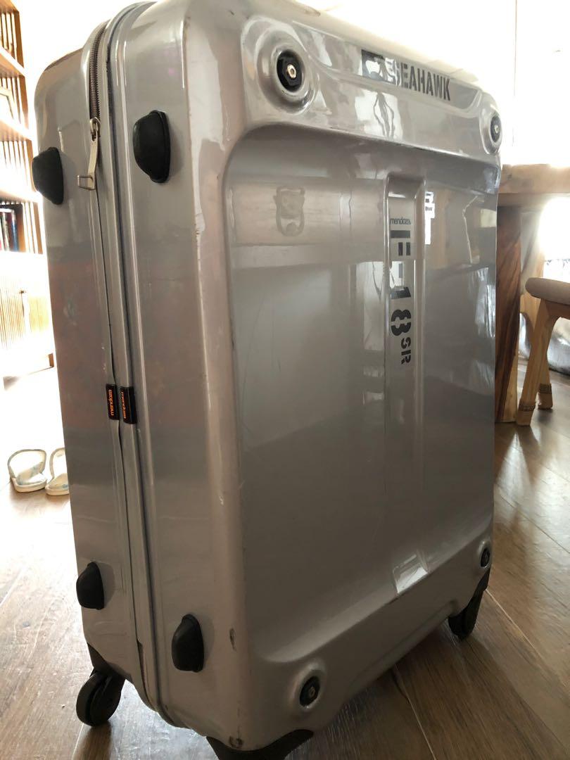 Mendoza Seahawk F18 28” luggage case Carousell