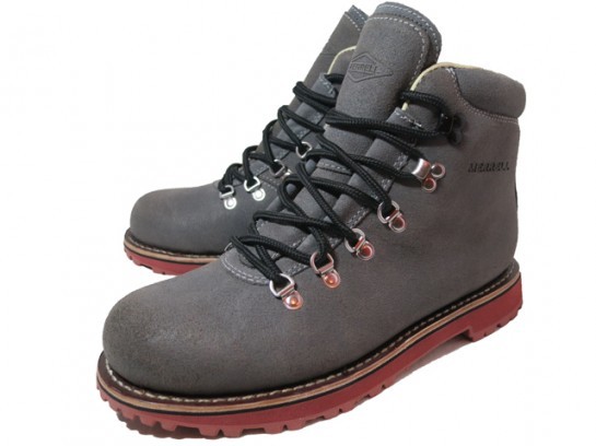 Merrell wilderness canyon boots deals