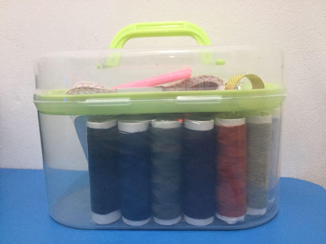 MINISO Sewing Kit, Desain & Kerajinan Tangan, Alat & Bahan Kerajinan di