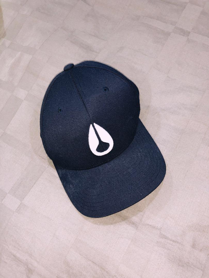 nixon caps