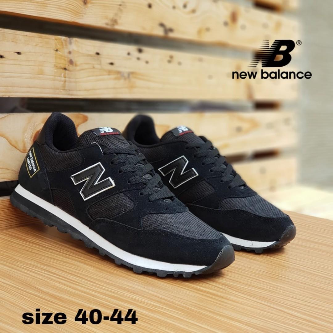 Sepatu Pria New Balance Hitam Fesyen Pria Sepatu Sneakers Di Carousell