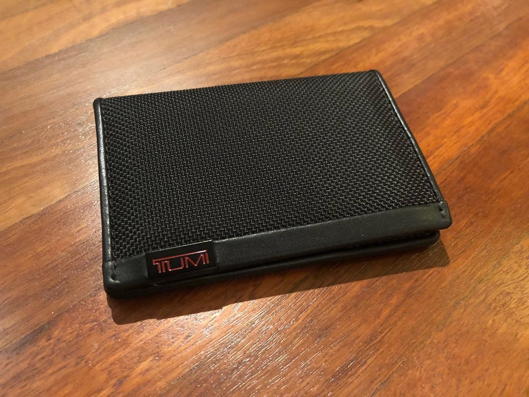 tumi alpha multi window card case