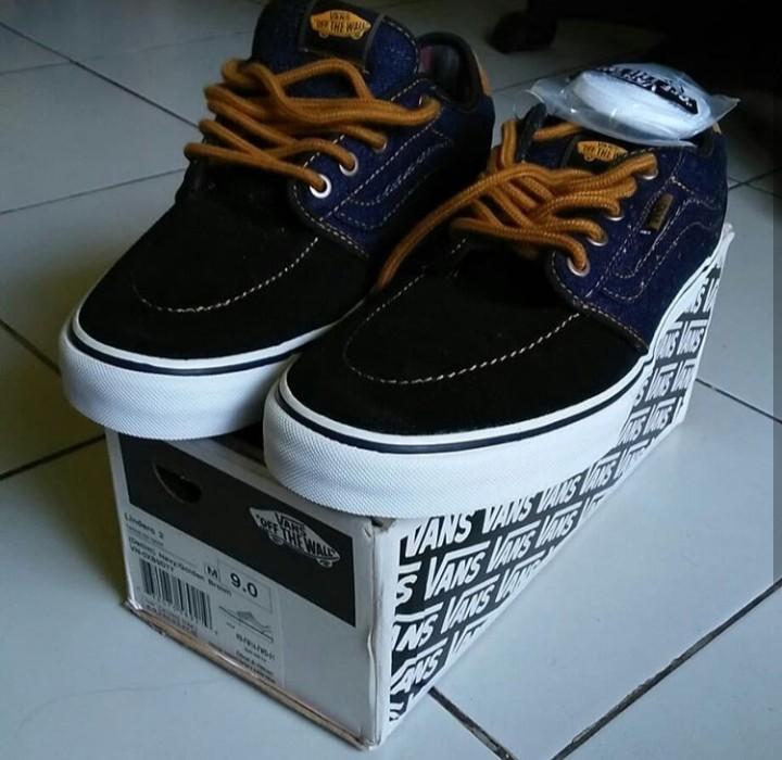 vans lindero 2