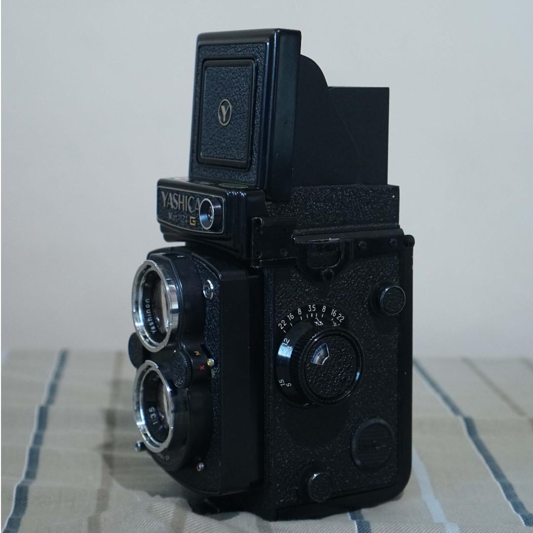 Yashica Mat 124G (Excellent Condition) with Case, Photography, Cameras ...