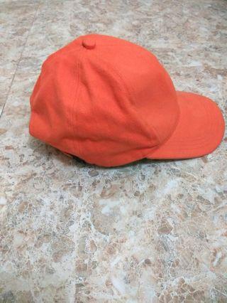 Topi Orange