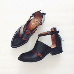Jeffrey Campbell Carina Cutout Boots Size 5.5
