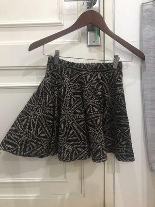 FOREVER 21 MINI SKIRT NEW SIZE XS