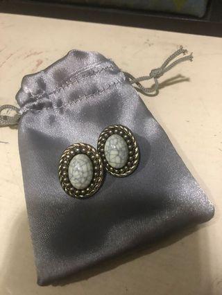 Vintage looking Earrings