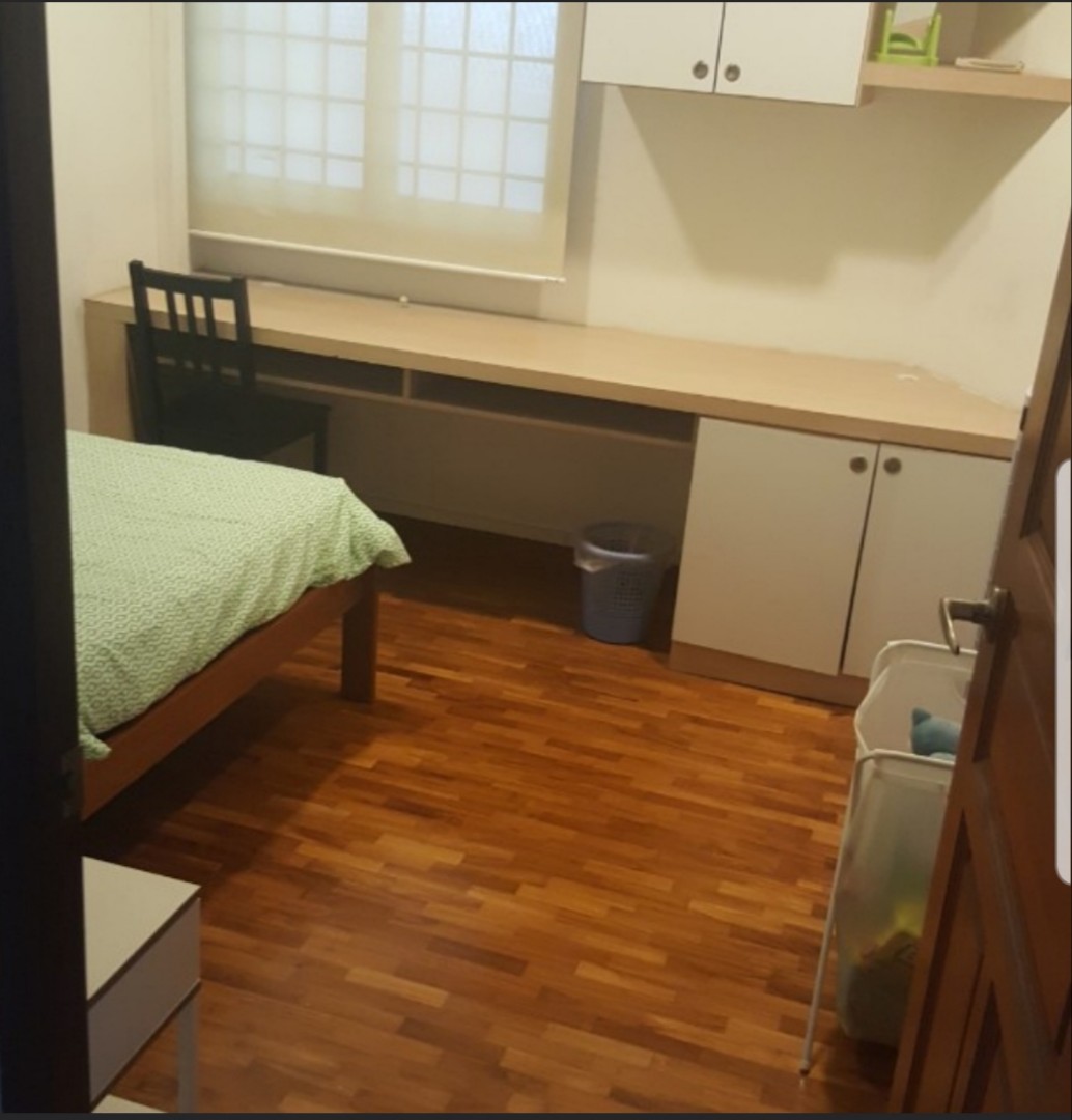 (Category: ) located in . Submitted by hazello (Listing ID 225759970, Image 1). Description: .