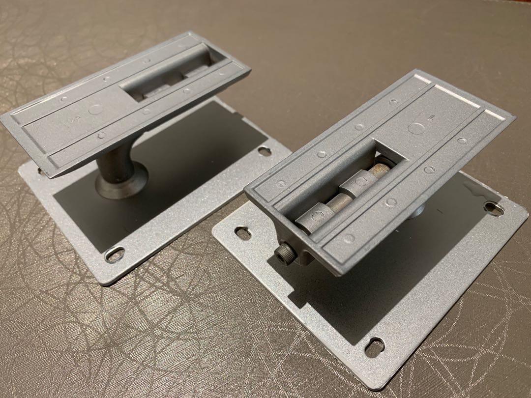 B&w m1 shop wall bracket