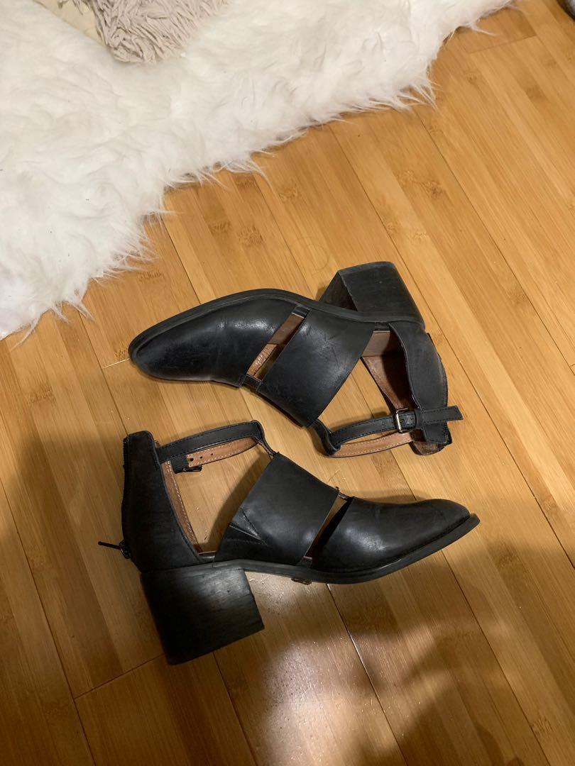 Jeffrey Campbell Carina Cutout Boots Size 5.5