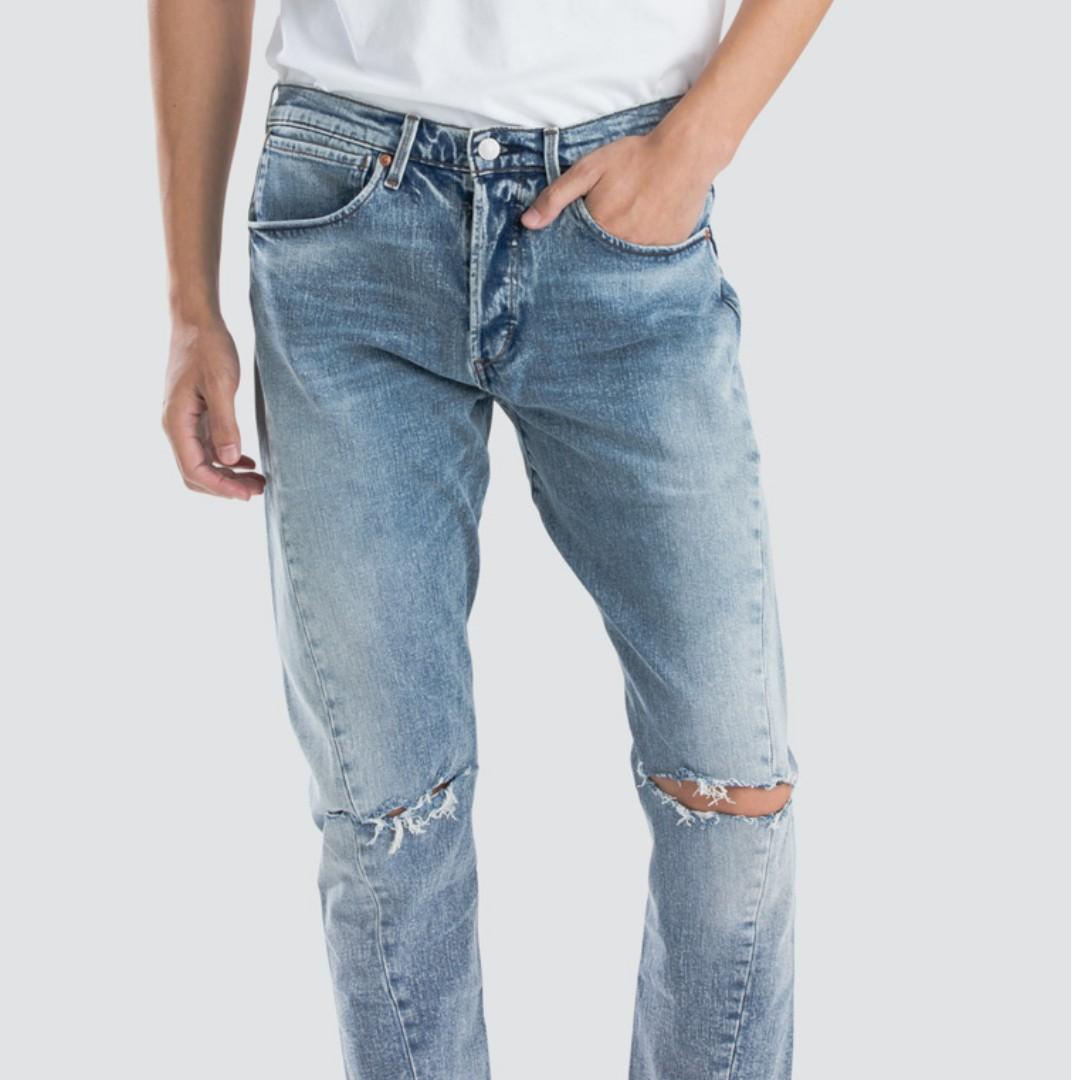 Levi S Engineered Jeans 502 Regular Taper Men S Fashion Clothes Bottoms On Carousell