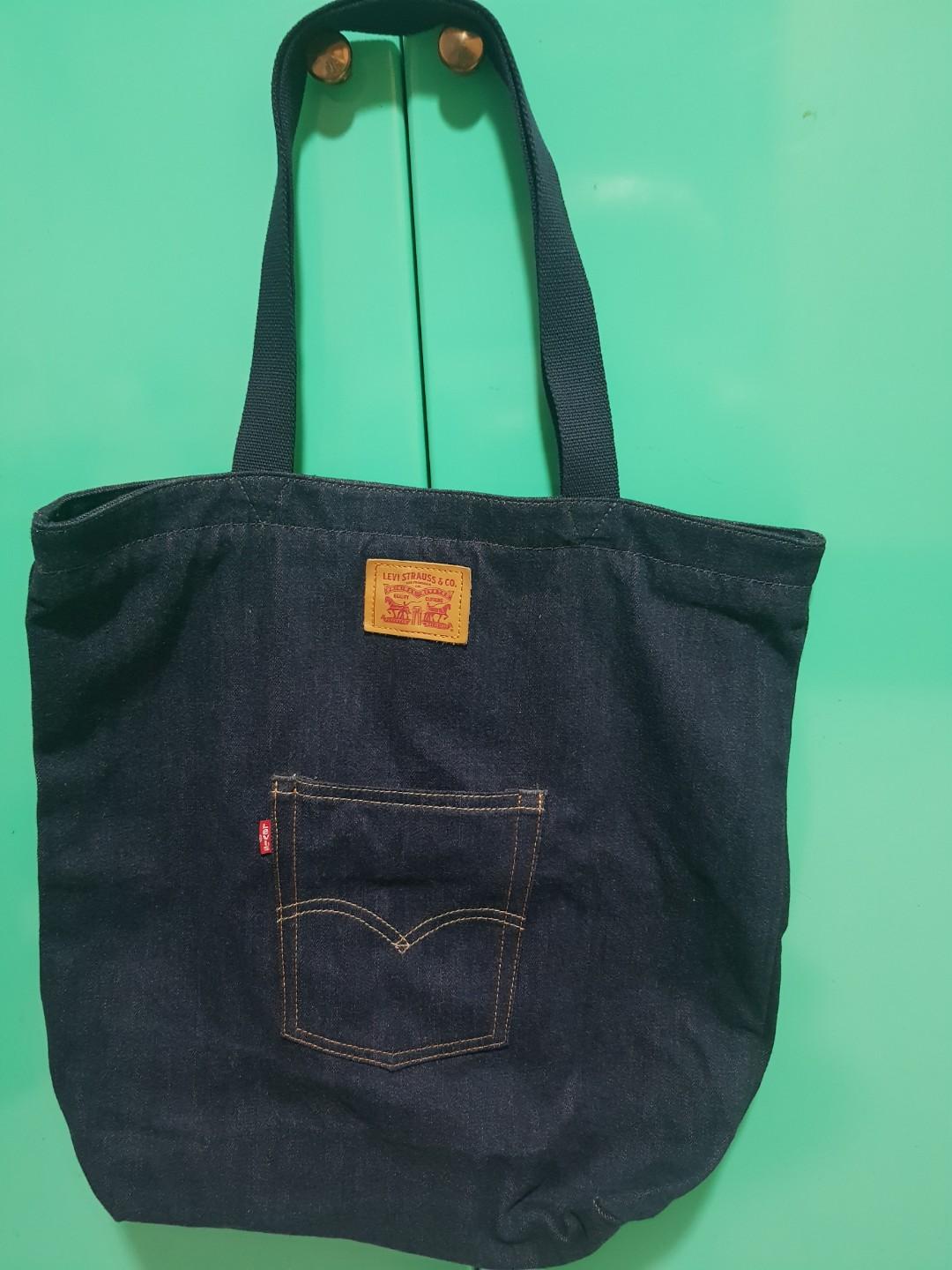 levi's handbags