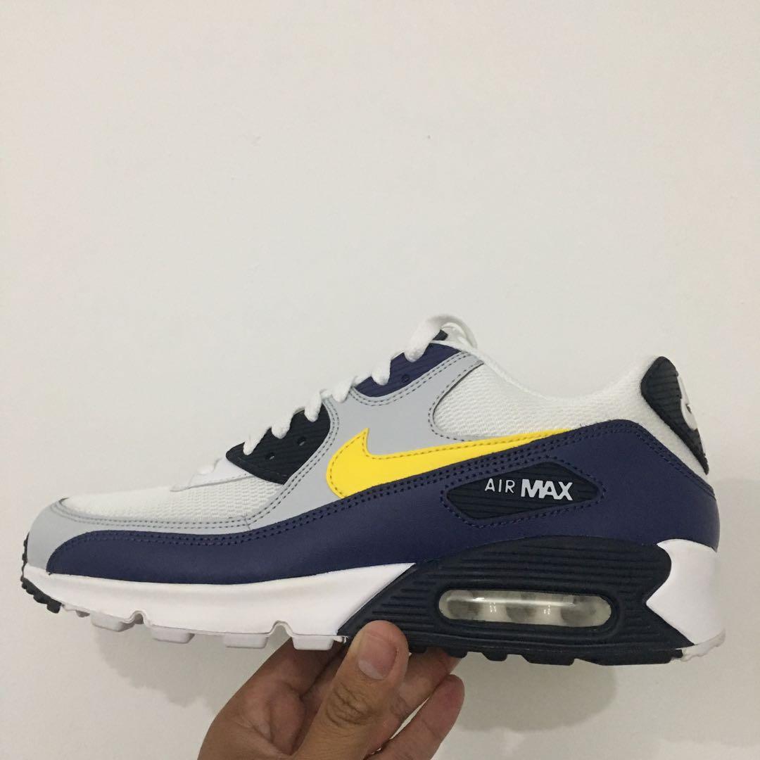 Nike Air Max 90 Essential Women s Shoes PROMOTION 38