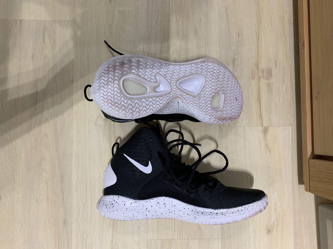 womens nike hyperdunk 2018