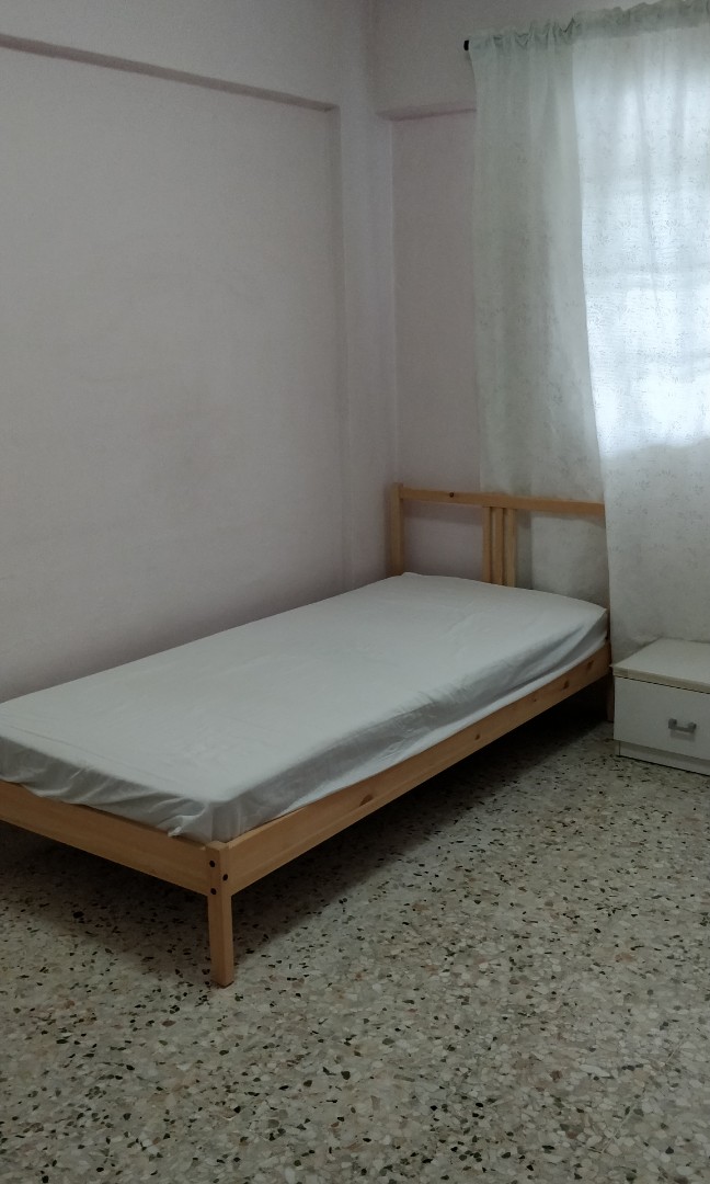 (Category: ) located in . Submitted by jecis.l_ee (Listing ID 225824404, Image 1). Description: .