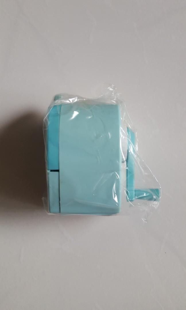 Table sharpener (Category: Craft Supplies & Tools) located in Singapore. Submitted by rebbbbbbb (Listing ID 225764950, Image 6). Description: Green apple sharpener Blue apple sharpener Ladybug sharpener (smaller) $5 ⚠️ SOLD ⚠️.