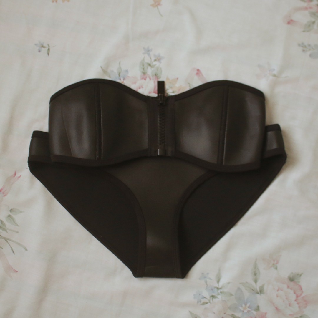 Triangl bikini black Clearance
