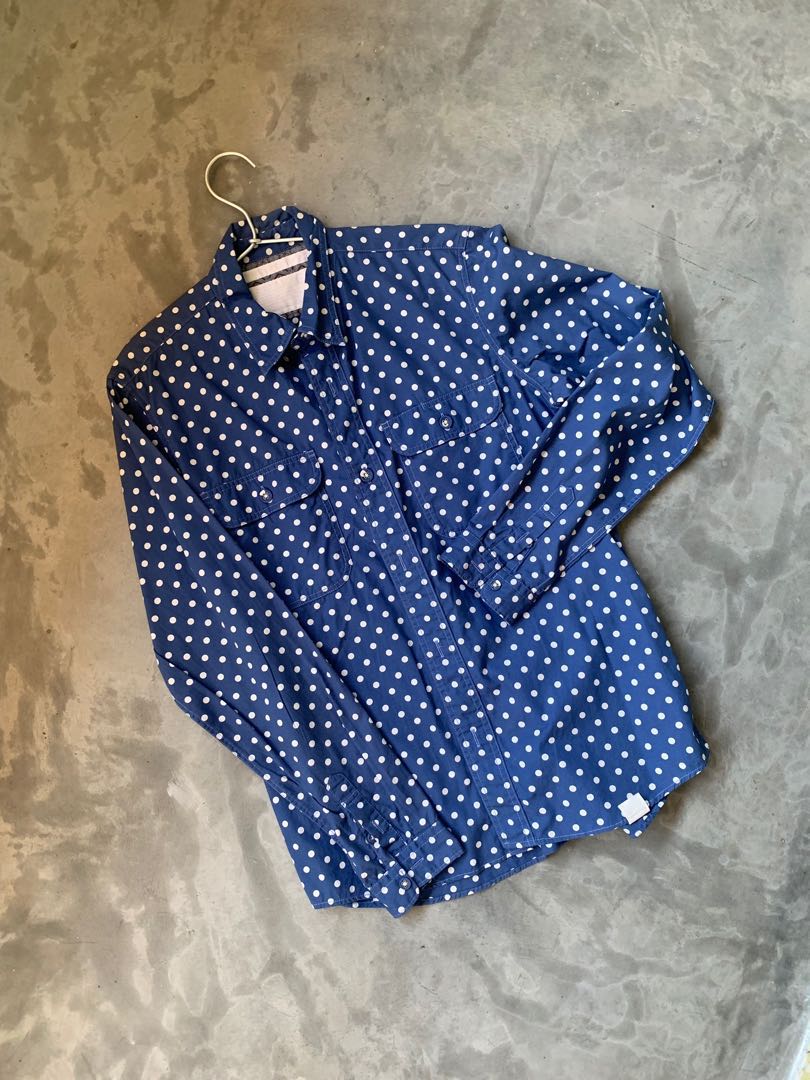 blue and white polka dot shirt