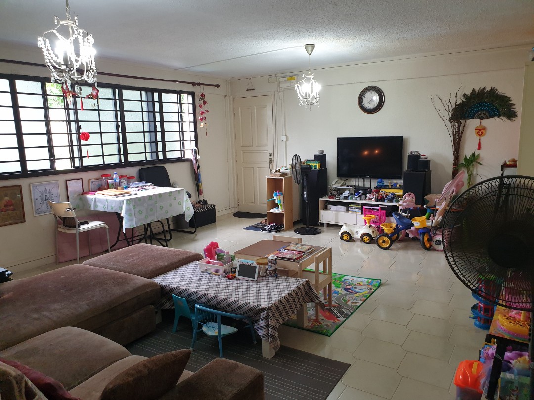 (Category: ) located in . Submitted by lks82 (Listing ID 225890613, Image 1). Description: .