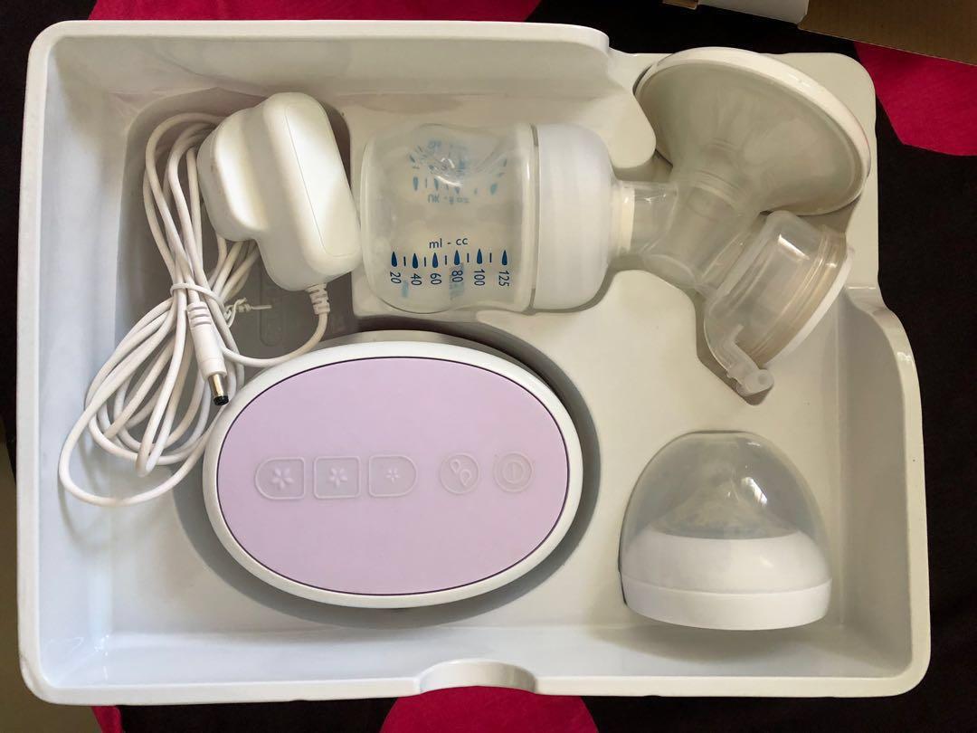 Avent Electric Breastmilk Pump (Category: Breastfeeding & Bottle Feeding) located in Cebu City. Submitted by june27 (Listing ID 220600258, Image 1). Description: Good as new. Only use for 3 times. Includes: milk storage cups, milk storage cup adaptors, nipple protector, bra clip, Avent bag, moisturising nipple cream, breast feeding DVD, sealing disc, disposable pads All inclusions are new..