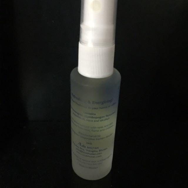 Bhutan lemon grass spray (Category: Sanitisers & Disinfectants) located in Singapore. Submitted by sailor (Listing ID 153740887, Image 2). Description: .