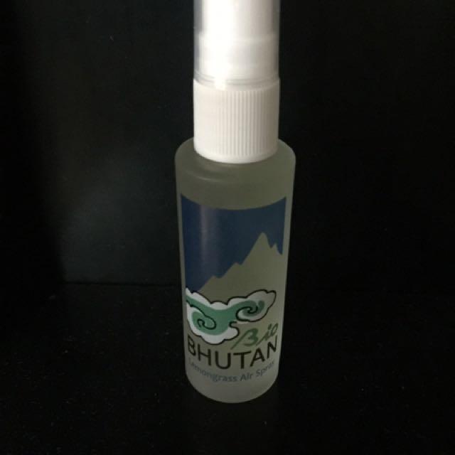 Bhutan lemon grass spray (Category: Sanitisers & Disinfectants) located in Singapore. Submitted by sailor (Listing ID 153740887, Image 1). Description: .